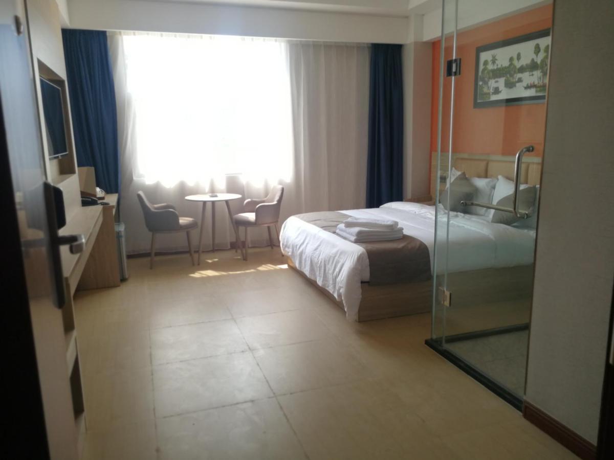 Paci Hotel&Spa Σίχανουκβιλ Εξωτερικό φωτογραφία